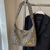 Casual Large-capacity Bag Women's 2025 New Autumn Fashionable Leopard Print Messenger Bag Commuter Shoulder Bag Tote Bag