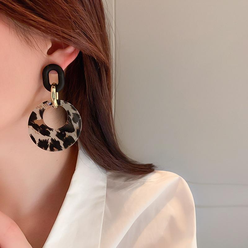 Unusual Earrings Korean Fashion Earrings for Women Arcylic Geometric Dangle Drop Earrings Trendy Jewelry Gifts Women's Earrings AVE