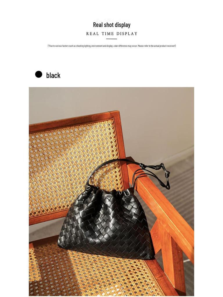 2024 Новая сумка через плечо BV Woven Sheepskin Cloud: Универсальный, модный и популярный стиль с завязками