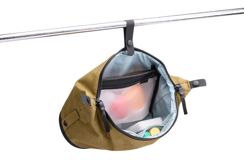 Косметичка Thule Aion Nutria, 5 л, с расширяющимися боковинами, легко моющаяся и водостойкая, 3205228