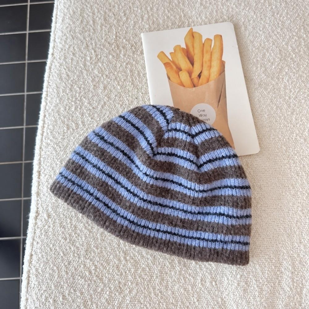 56-58cm Size Stripe Knitted Beanie Hat Polyester Soft Cold Proof Hat Warm Winter Beanie For Women