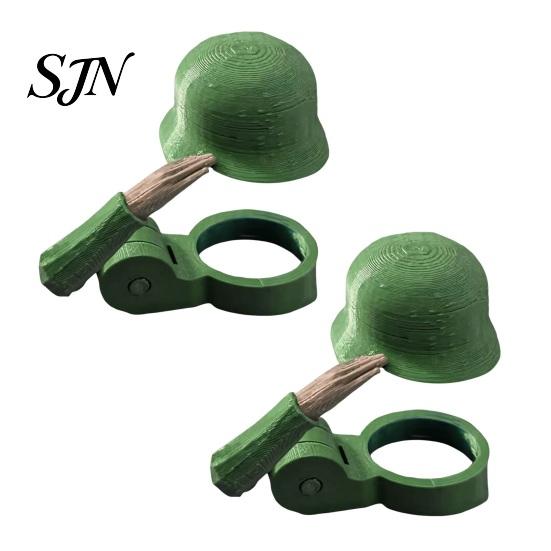 Fresh Drink Bottle Caps 2Pcs Funny Soldier Helmet Caps, Plastic Beer Toppers for Standard Themed Bottles, Reusable Salute Cap Party BBQ Novelty