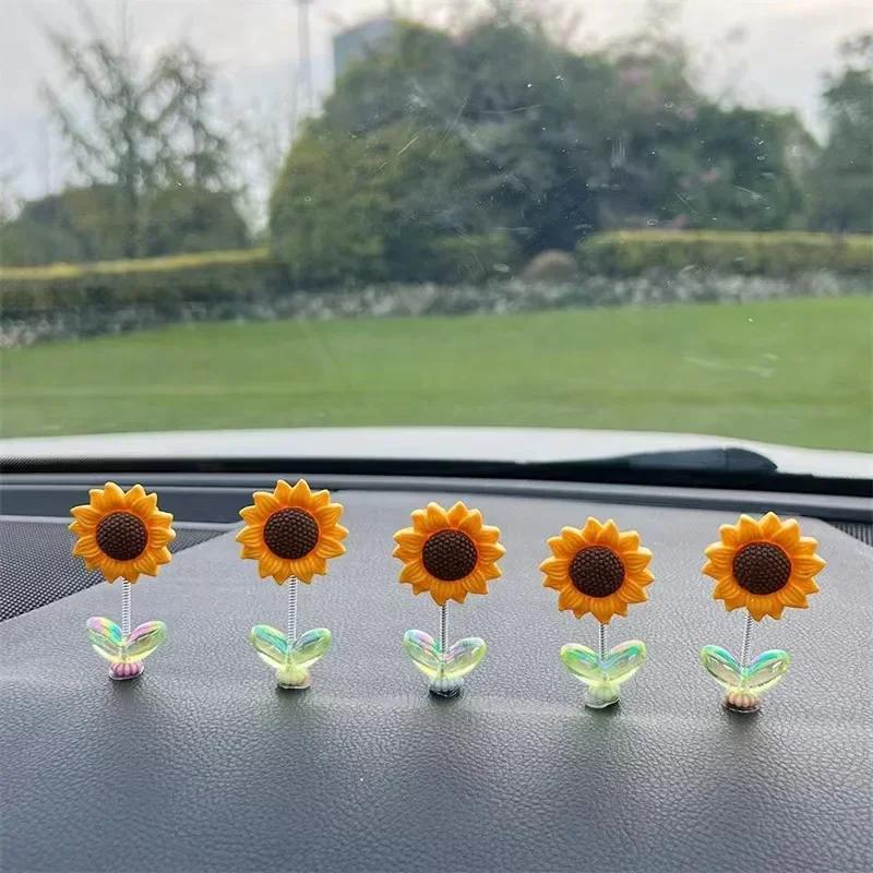 Creative Car Ornaments Shaking Head Cute Fresh Sunflower Center Console Rearview Mirror Ornaments Car Accessories Ladies Gifts