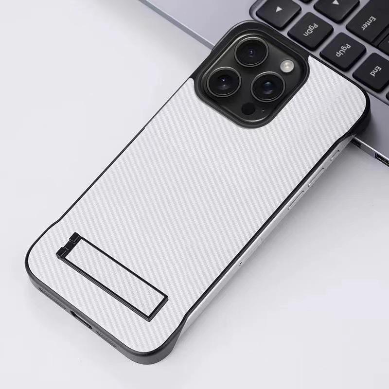 Применимо к чехлу для мобильного телефона iPhone16e 15promax с карбоновой пайкой 15plus безрамочный 14pro с подставкой 13 жесткий чехол