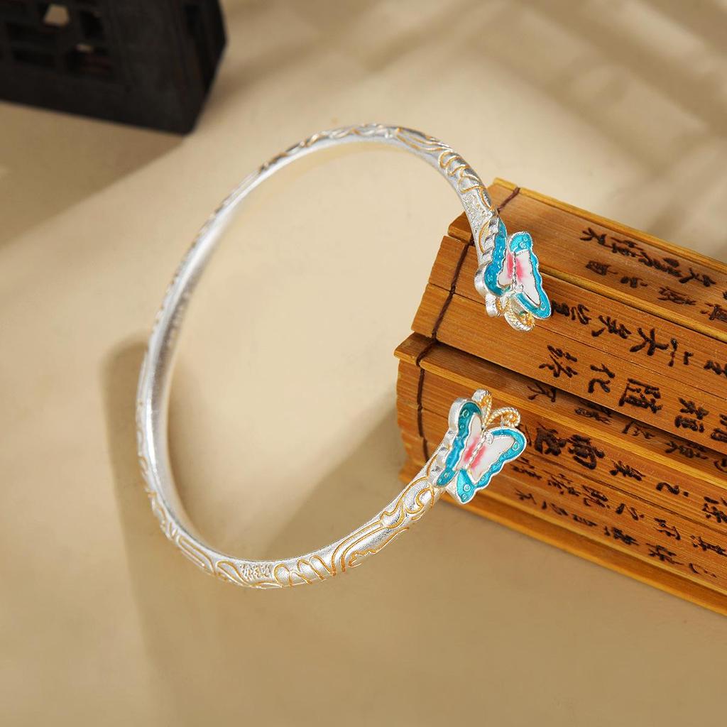 Антикварный французский браслет из перегородчатой эмали с бабочками, посеребренная белая медь, со сценами и эксклюзивным узором из завитков
