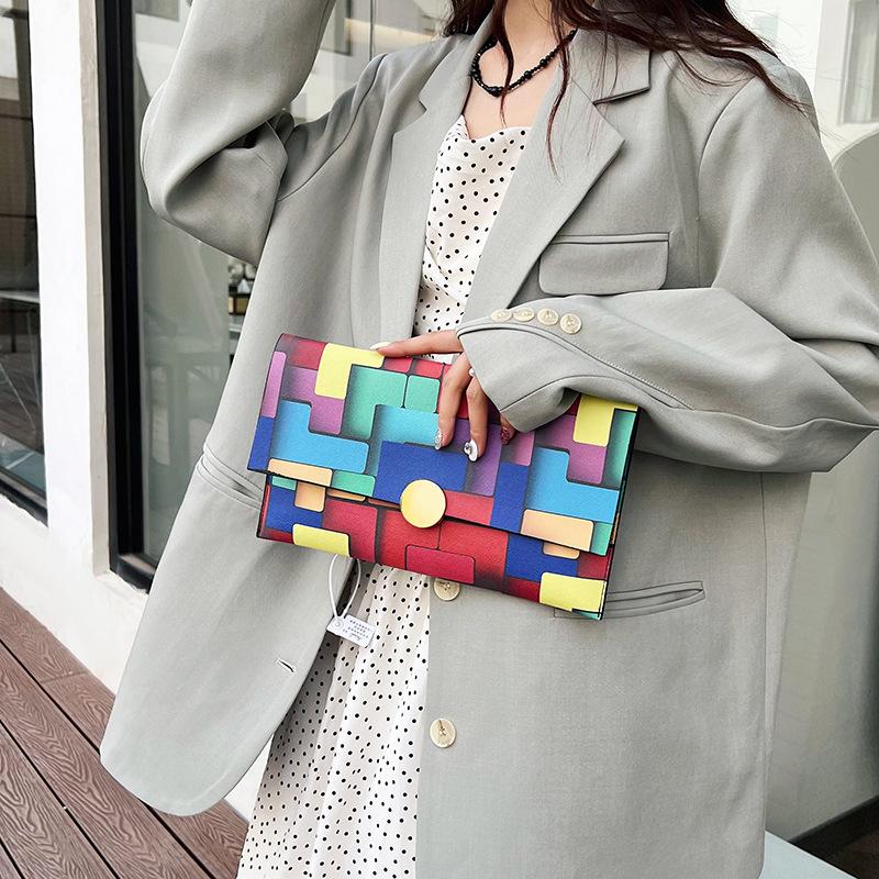 New Envelope Bag Fashionable and Fashionable Spring Bag Women's Beautiful Personality Underarm Bag Clutch Bag Women's Bag
