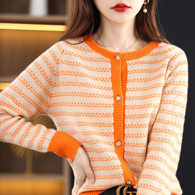 Women's Pure Wool Striped Cardigan – Long Sleeve, Round Neck, Loose Knit Sweater for Autumn/Winter.