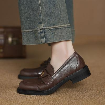 Новые женские туфли на платформе, женские туфли с круглым носком, на одной педали, закрывающие стопу, черные, больших размеров, нескользящие, на низком каблуке, повседневные, из маленькой кожи