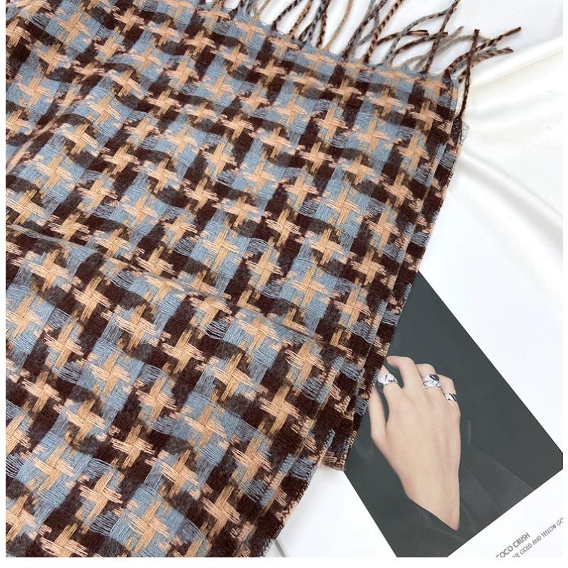 Scarf Women's Autumn and Winter New Imitation Cashmere Warm Scarf Big Windmill Plaid Shawl Windproof & Warm, Multi-Color Options for Casual Outings