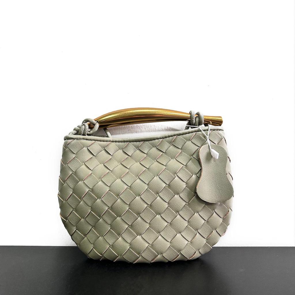 Плетеная кожаная дизайнерская сумка для пельменей: Стильная повседневная женская сумочка