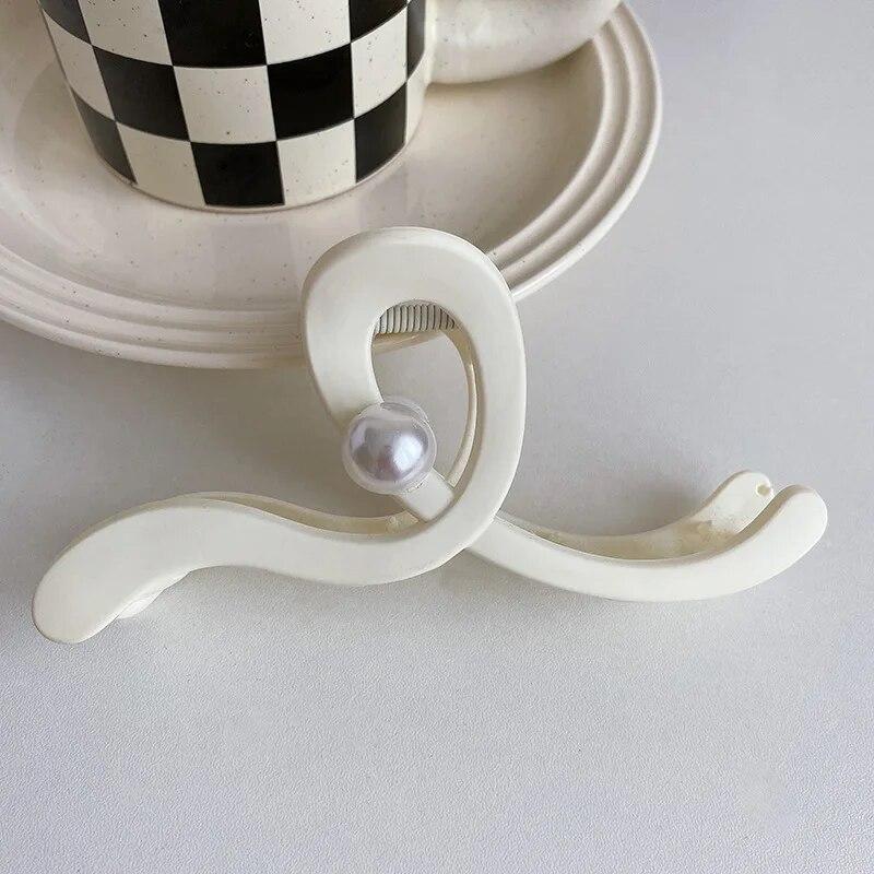 Винтажные кофейные когти для волос, модные полые заколки для волос с геометрическим рисунком, заколки для волос в виде краба и акулы, головные уборы для женщин, вечерние аксессуары для волос