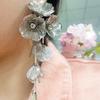 Весенние новые женские серьги из сплава с цветами и многослойным металлом, создающие ощущение преувеличенной роскоши