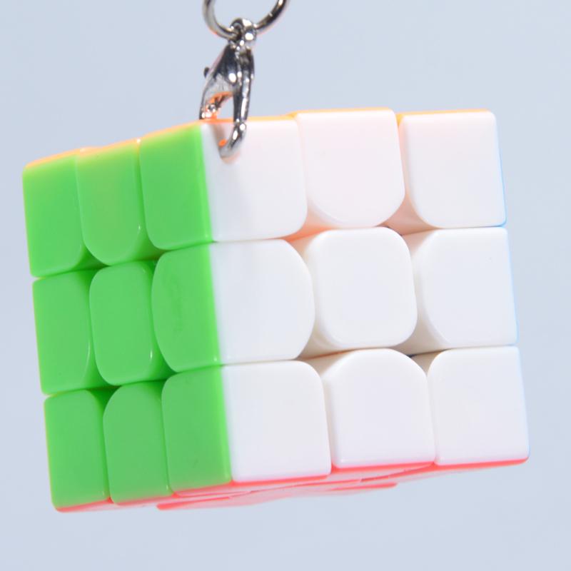 Мини-маленький 3x3 Magic Cube Брелок Smart Cube Игрушка Креативный брелок для ключей Украшение