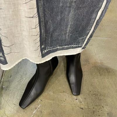 Кожа Ниша Простые Маленький Квадратный Носок Тонкий Каблук Ботильоны Челси Полусапоги Женские Молния Короткие Ботинки Ботинки Мартин Узкие Ботинки