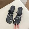 Thick Heel Set Toe Pearl Cool Slippers Women Wear Summer New Rhinestone Mid-heel Toe Sandals