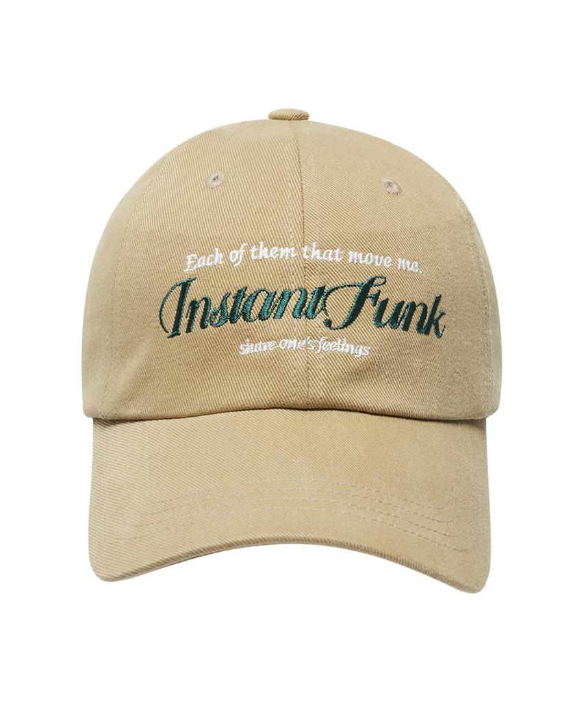 Бейсболка с вышитым логотипом INSTANTFUNK рукописным шрифтом