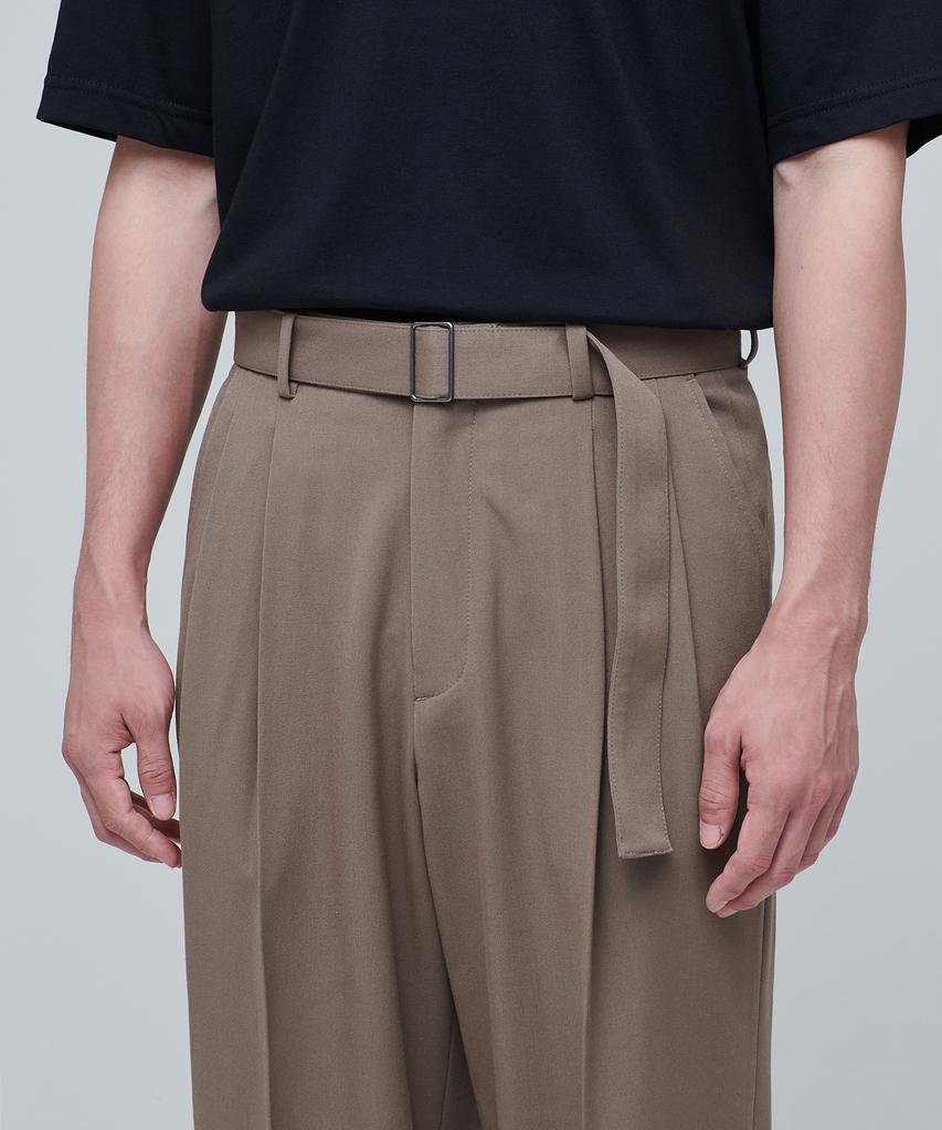 MUSINSA STANDARD Real Wide Belted Slacks [Dusty Beige]