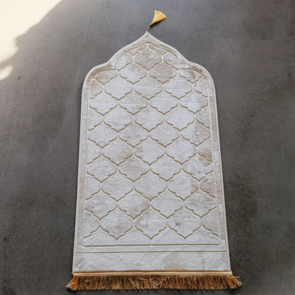 Cross-border Thick Raschel Prayer Mat with Irregular Embossed Design