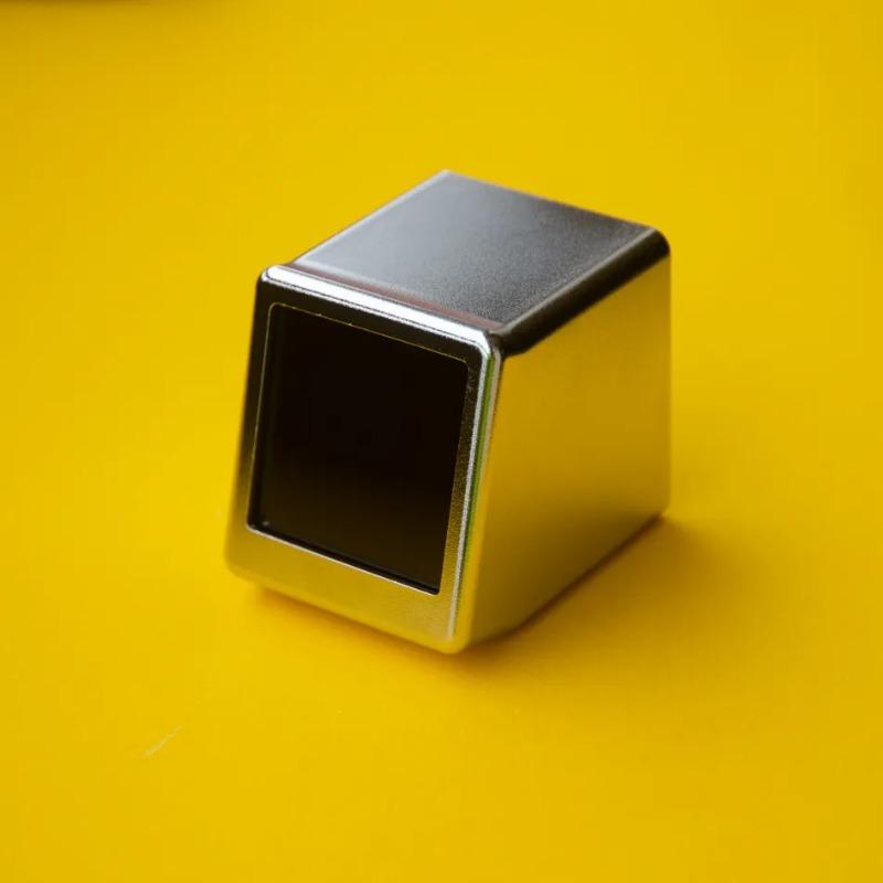 Умная метеостанция Настольные светодиодные ЖК-цифровые часы с Wi-Fi Электронный термометр Датчик гигрометра Наружные настольные украшения Часы Погода Мини-телевизор