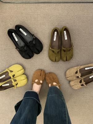 Модные туфли IPPEUM таби для женщин Мэри Джейнс 2025 Новая осенне-зимняя мода Черные балетки с раздельным носком