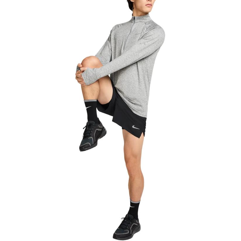 Nike Футболка мужская с длинным рукавом, полувысоким воротом, прямого кроя, быстросохнущая, с принтом логотипа, топы, серый HV2181084