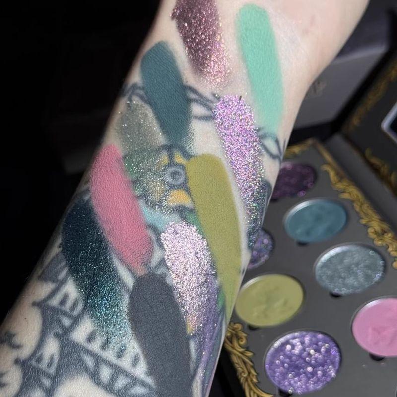 SHELLWE MAKEUP - Палитра теней для век Хамелеон 'Бабочка-Фея Фараша'