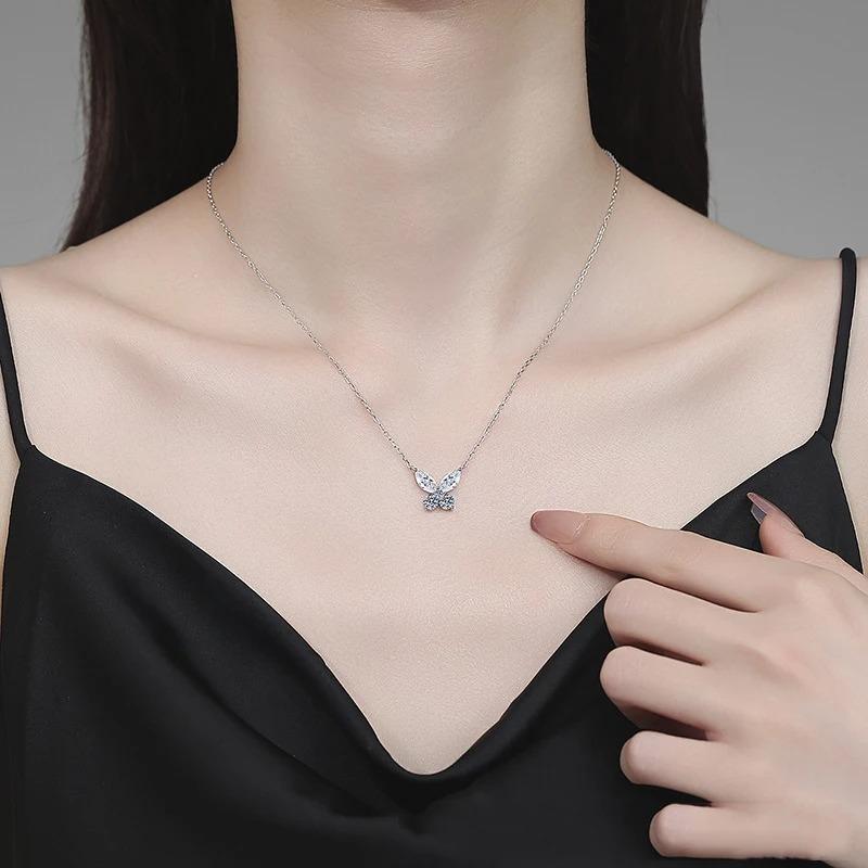 925 Sterling Silver D Color Moissanite Butterfly Necklace Pendant for Women Trendy Wedding Party High Quality Jewelry Gift