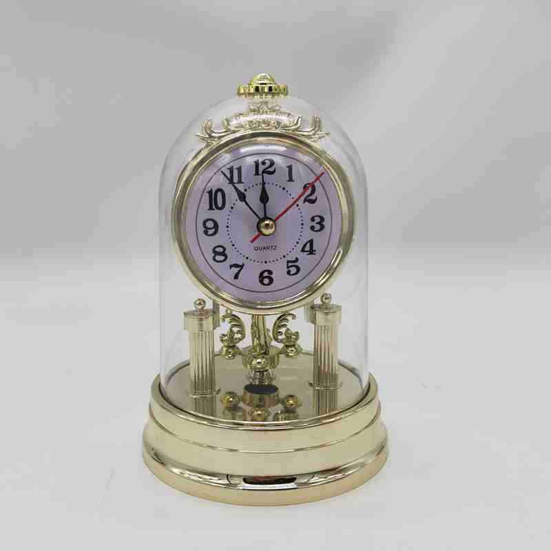 Simple and Classic Central and Eastern European Retro Living Room Clock Antique Silent Table Clock