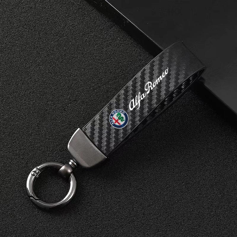 UHNPV1 TFLGX1 Carbon Fiber Style Car Keychain Microfiber Leather Key Chain For Alfa Romeo giulia stelvio giulietta 159 147 156 166