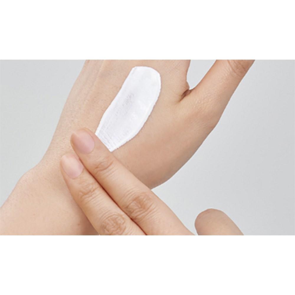 Rom& Белый Рисовый Тон-ап Солнцезащитный Кушон SPF50+ PA++++, 1 штука