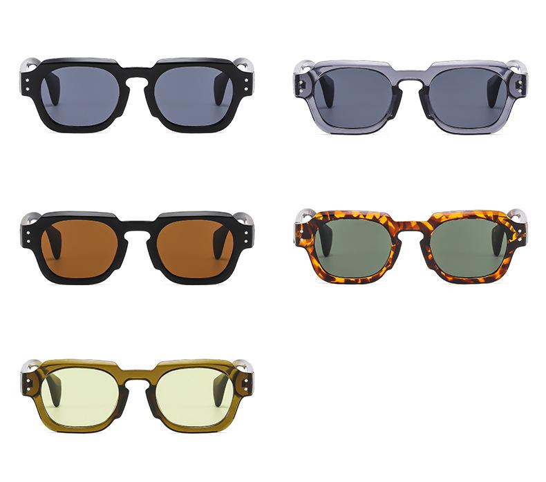 Квадратные винтажные солнцезащитные очки для мужчин и женщин, дизайнерские брендовые солнцезащитные очки с заклепками, модные дорожные очки для улицы