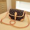 Light Luxury Women's Bag Saddle Bag Snow Pattern New Trendy and Versatile Large Capacity Oblique Straddle Bag One Shoulder Underarm Bag