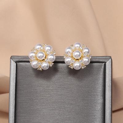 Новые серьги Темперамент Новые нежные цветочные жемчужные серьги Прохладный ветер Серьги женские