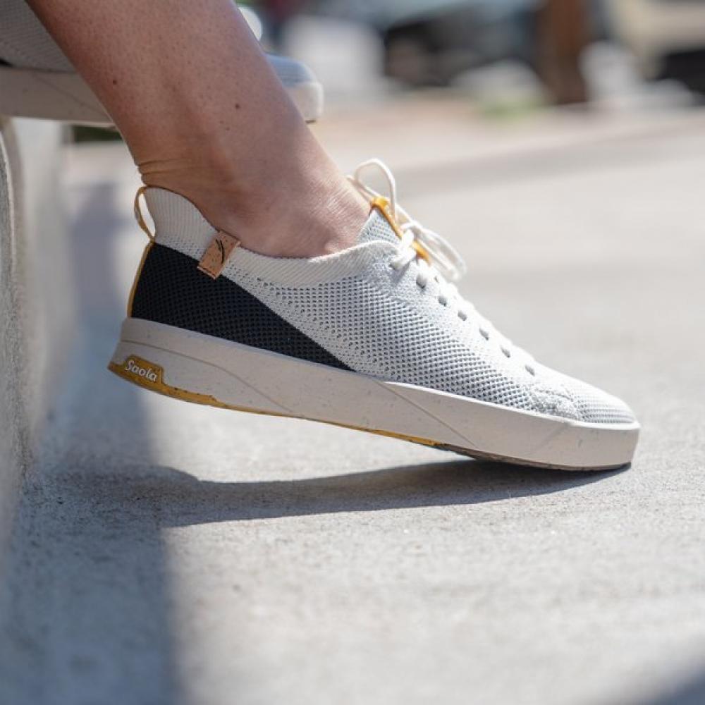 Saola Womens Cannon Knit Sneakers White Black