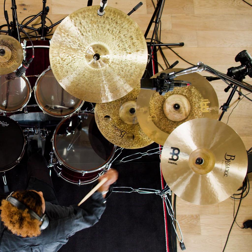 Meinl Cymbals Meinl Byzance Traditional Series Crash Cymbal Polyphonic Crash B18POC 18" []