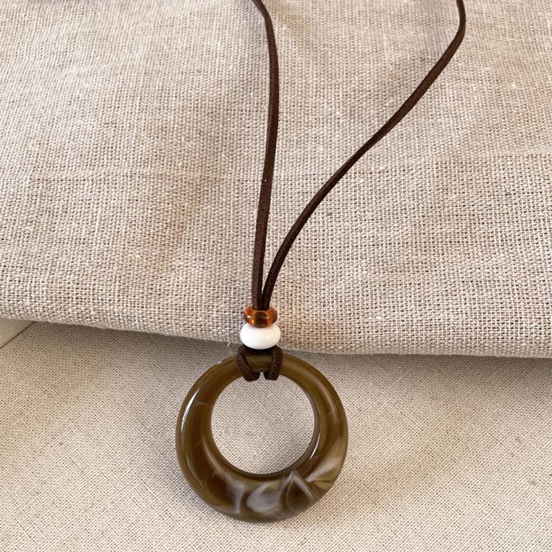 Bohemian Heart Pendant Necklace Vintage Ethnic Style Versatile Jewelry Women High-End