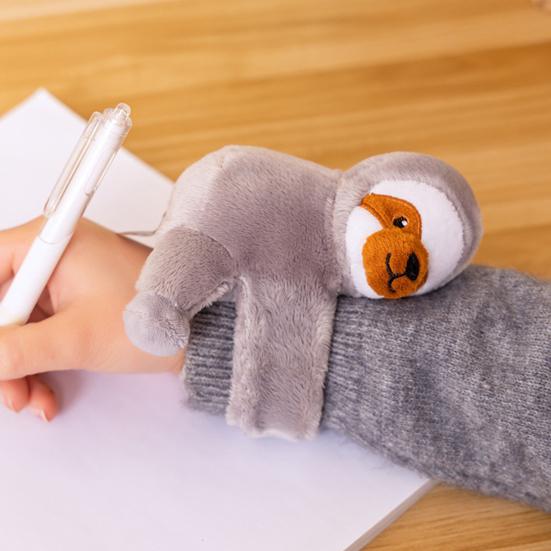 Stuffed Animals Slap Bracelets for Kids Plush Cartoon Giraffe Turtle Koala Elephant Doll Bracelet Wristband Slap Circle Toy for Girls Boys