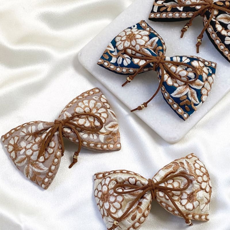 BESTY Adelaine Ribbon Hairpin