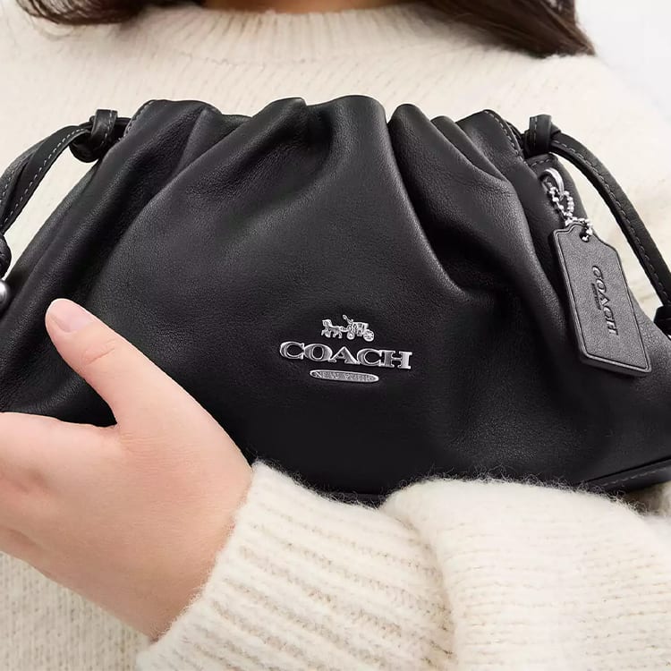 Coach Женская сумка Faye из коровьей кожи, сумка-облако, ручная сумка, сумка через плечо, средняя, черная CV529-SVBK