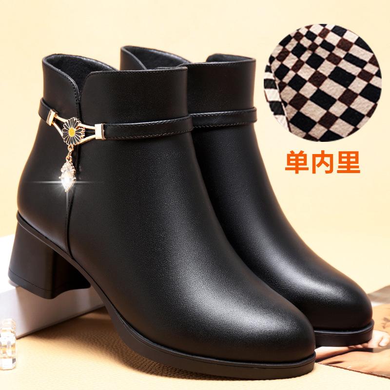 Женские ботинки 2024 года, зимние флисовые теплые мягкие кожаные женские ботинки на низком каблуке, женские зимние ботинки для отдыха на природе, нескользящие ботинки