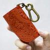 Ключница и кошелек для монет Vincent Crafted Paolo Carabiner, Сделано в Японии из кожи Tochigi, Дизайн Пейсли (Один размер, оранжевый)