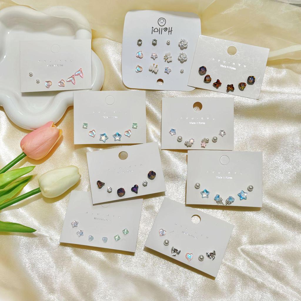 Модный комплект мини-сережек с блестками для женщин — универсальный, четкий дизайн