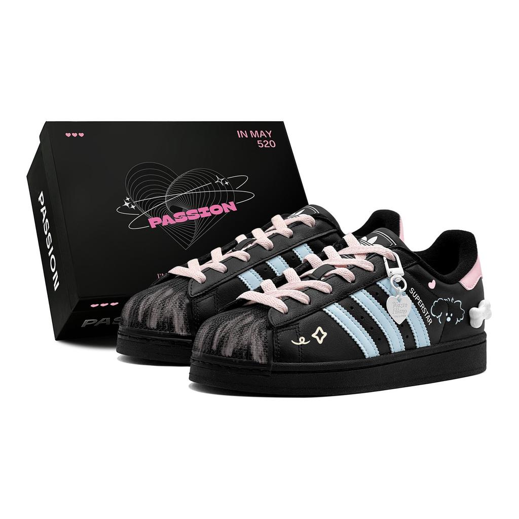 adidas Originals Superstar 2 Специальная коробка для обуви, Романтичное оформление, Милый щенок, Низкие кеды для скейтборда, Унисекс, Синий Розовый JI0079(TeamS1-S-BOX)