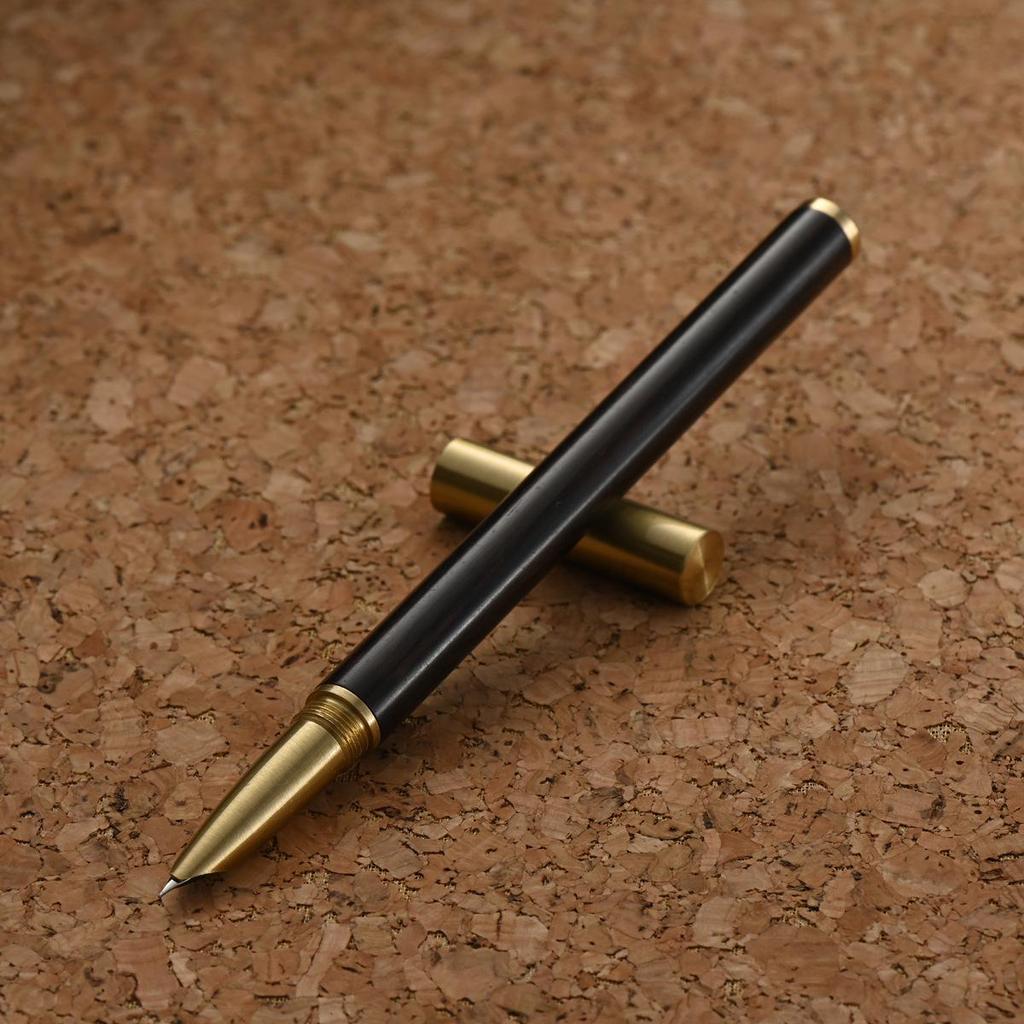 Rosewood Ebony Ink Cartridge Fountain Pen with Dark Tip for Calligraphy Practice