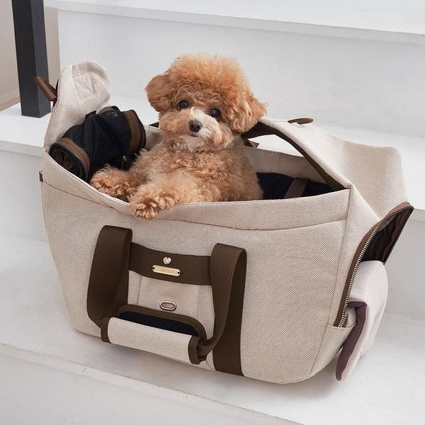 Superpet Dog Sling Bag Carrying Bag Dog Swaddling Classy Sling Bag, Korean Pet Shampoo