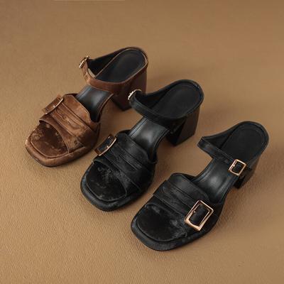 Модные ретро французские женские туфли-шлепанцы на высоком каблуке 2025 Лето Новая Мода Элегантный Темперамент Удобные на Толстом Каблуке Повседневные Шлепанцы.