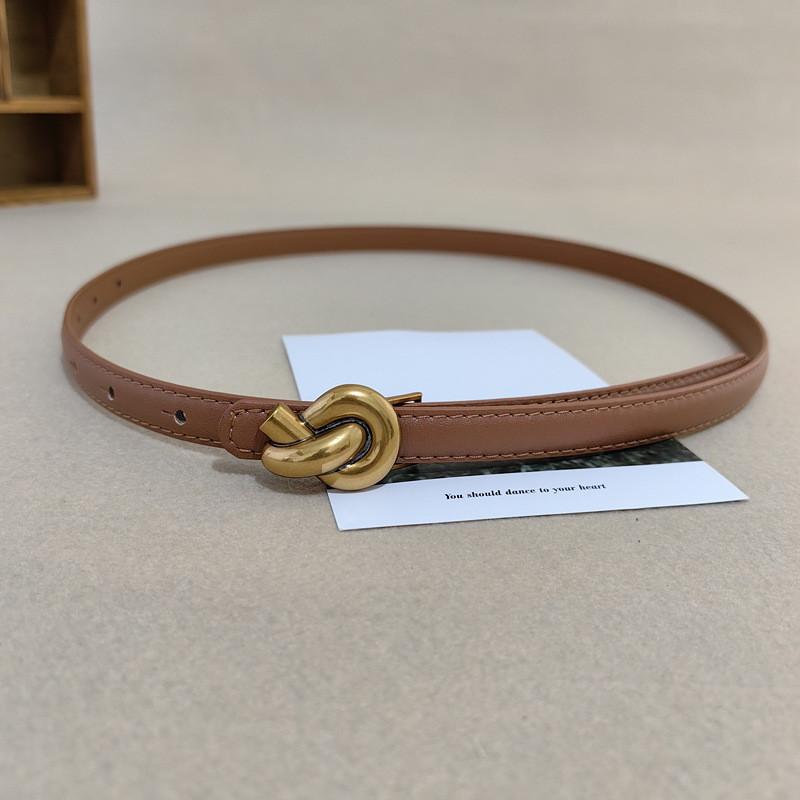 Waist Leather Handmade Belt For Women With Alloy Fastener For Trendy Casual Wear