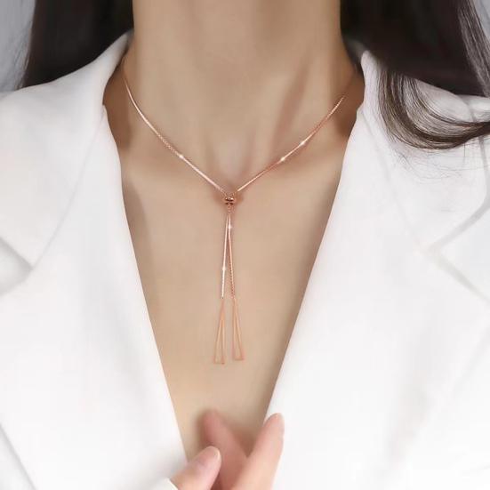 Necklace Hollow Out Decoration Pulling Stretching Attractive Female Clavicle Chain Tassel Necklace Jewelry Accessory