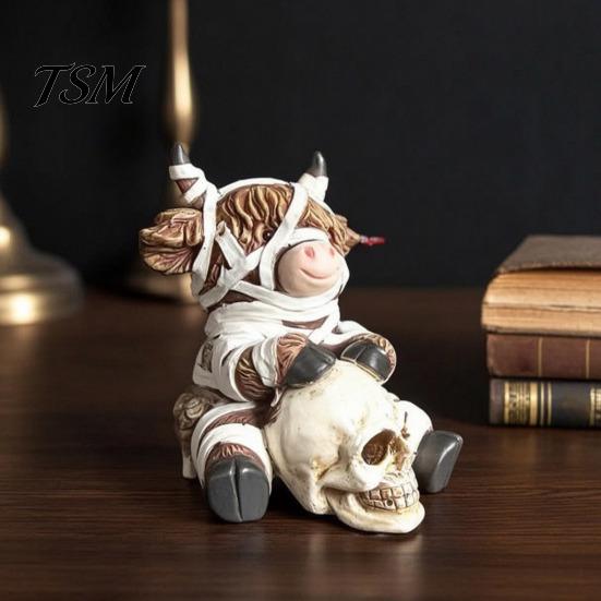 Halloween Gift for Friends Resin Highland Cow Figurine, Mummy Holding Skull Cute Tabletop Party Supplies Ornament, Creative Decor Living Room Showcase