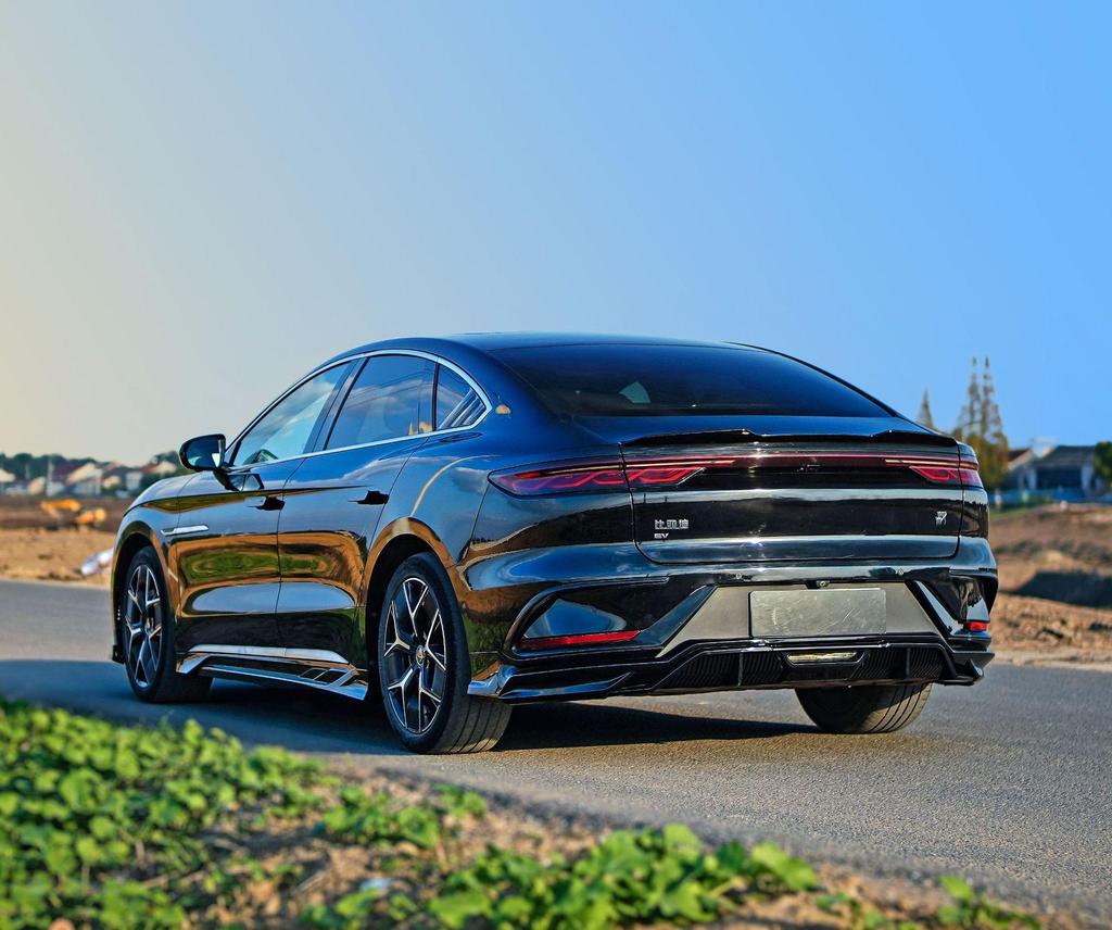 2024 BYD Han DC Модель Аэродинамический Комплект: Задний диффузор, Пороги, Передний сплиттер, Задний спойлер, Задний лип